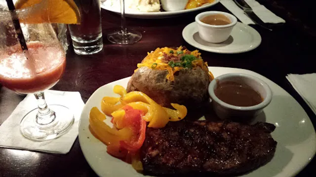 Bâton Rouge Grillhouse & Bar