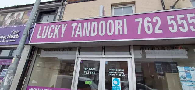 Lucky Tandoori
