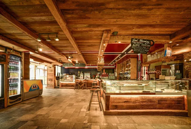 Harald's Ski Restaurant Bar