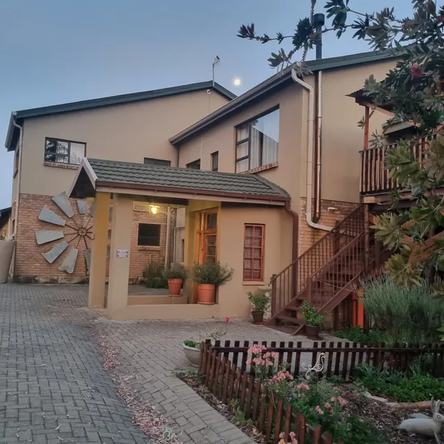 The Fat Mulberry Guest Farm