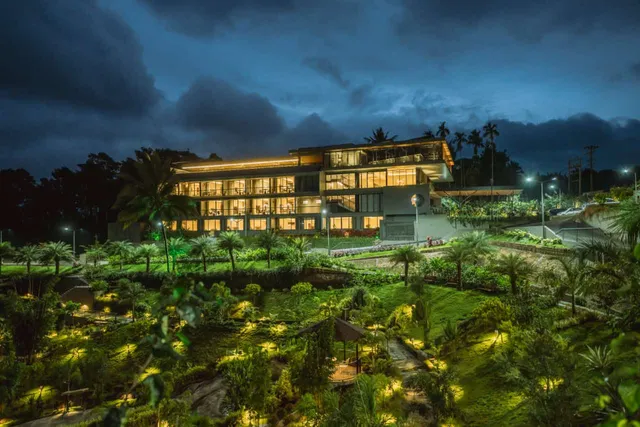 EVORA Resorts and Spa