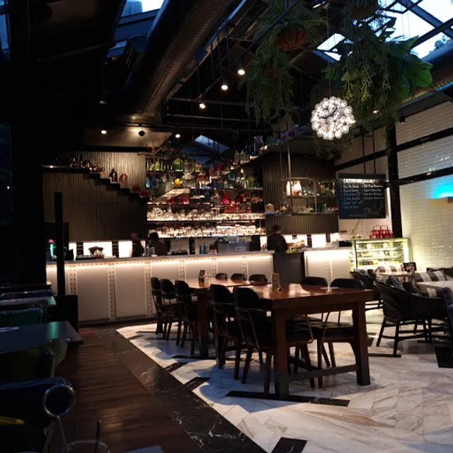 Greyhound Cafe Gunawarman