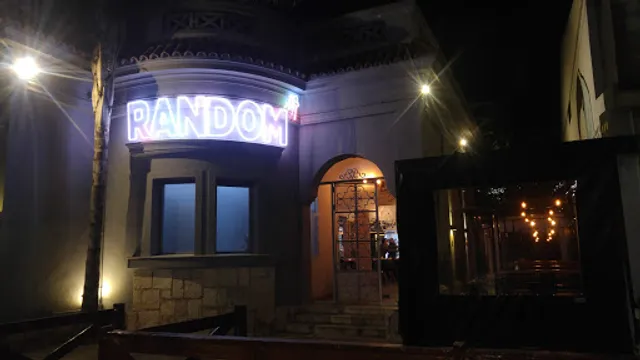 RANDOM Bar