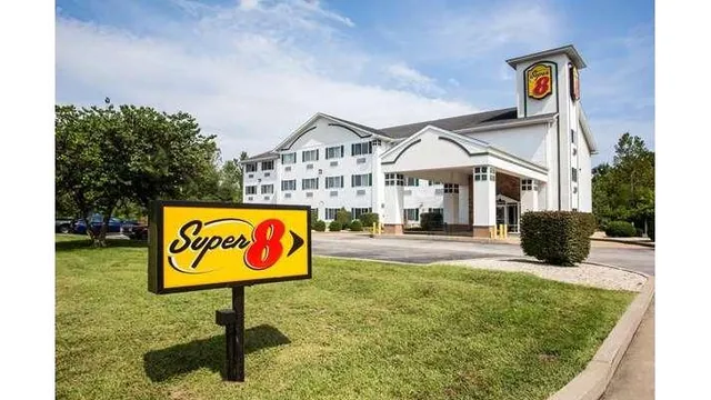 Super 8 by Wyndham Union