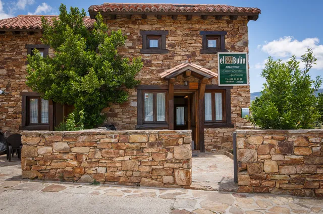 The Bulin of Horcajuelo, Cottages