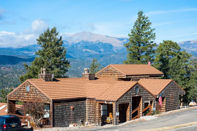 High Sierra Condominiums
