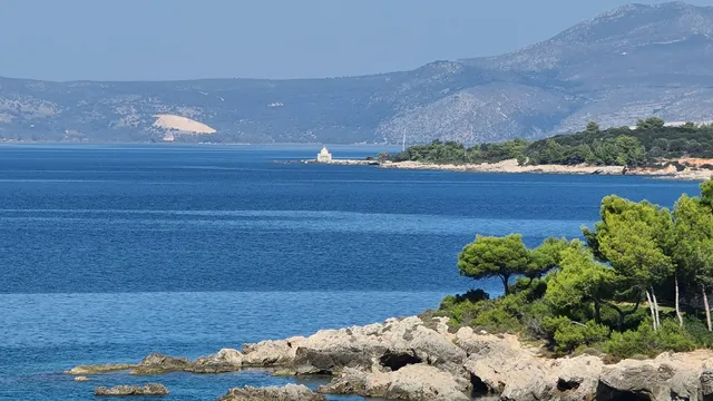 Tzivras Villa & Apartments