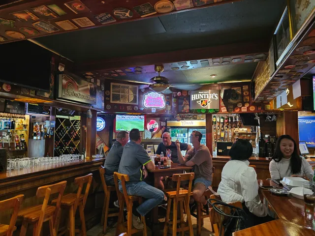 Cesco's Portuguese Pub & Restaurant