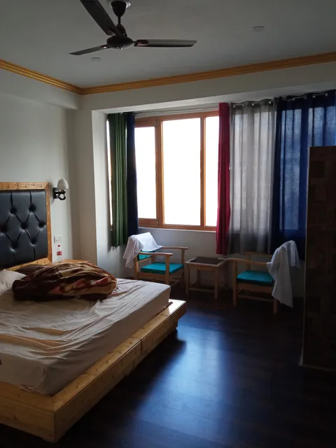 OYO 47064 Ostal Residency