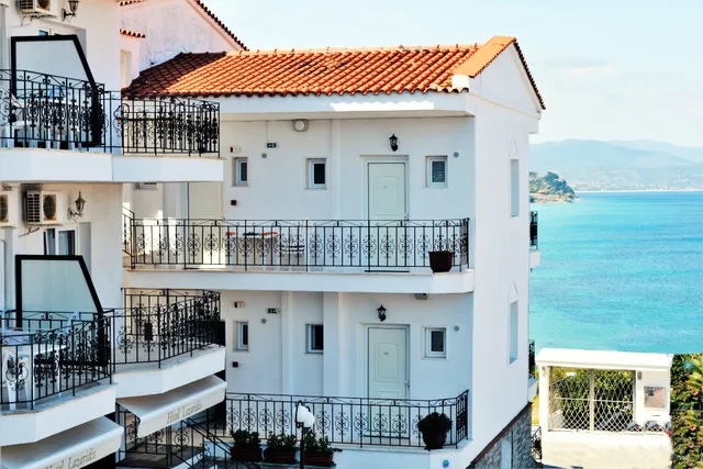 Lazaridis Hotel - Luxury Studios & Apartments