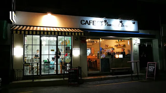 Cafe93