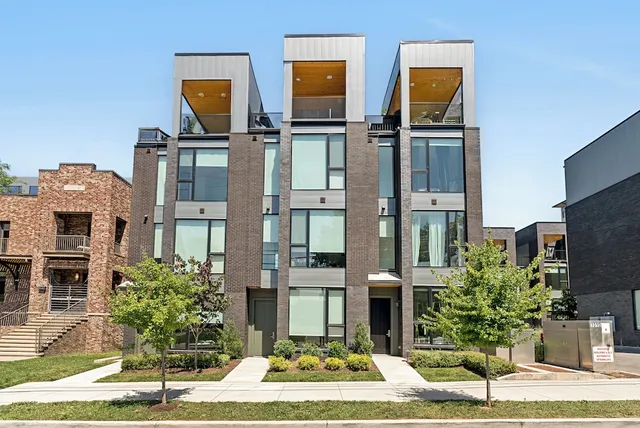 The Grove by AvantStay