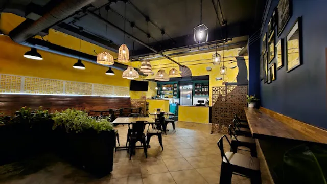 29 Bistro | Pho X Thai [DEDHAM]