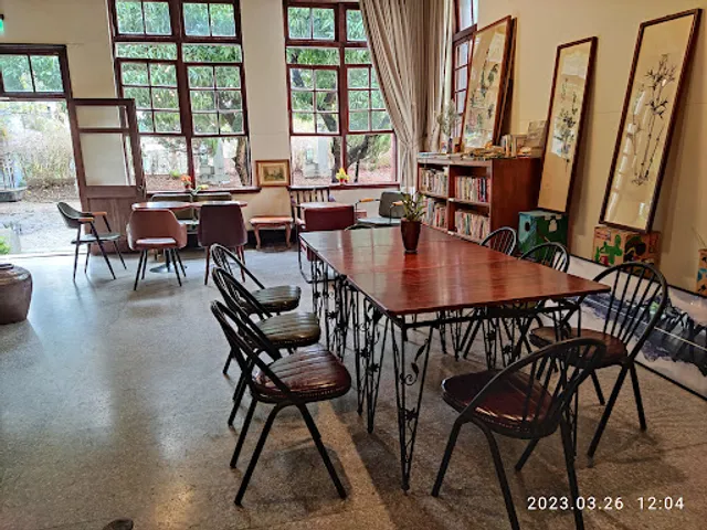 青蛙放送局 FROG RADIO CAFE