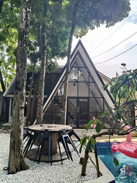 Krasan Riverside Resort