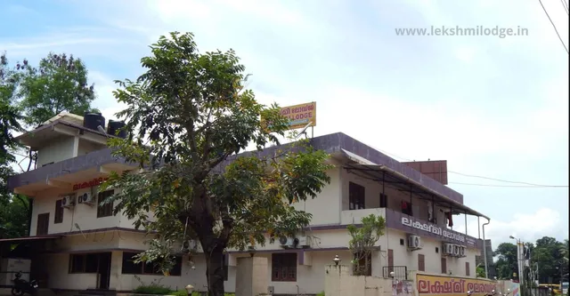 OYO Flagship Lekshmi Rooms & Villas