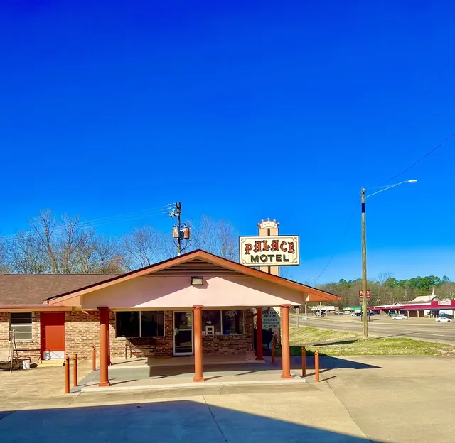 Palace Motel