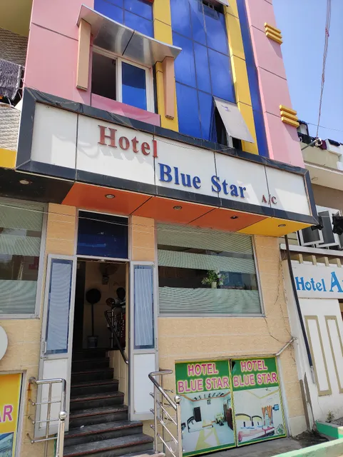 Hotel Blue Star