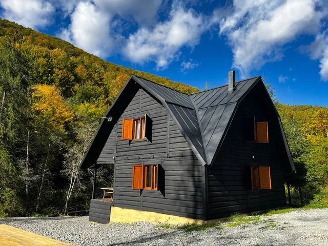 Cabana Drăgana - cazare Valea Draganului