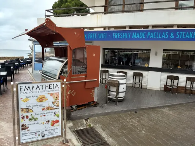 Alma Beach & Cocktail Bar - SteakHouse - Thin & Crispy Pizza