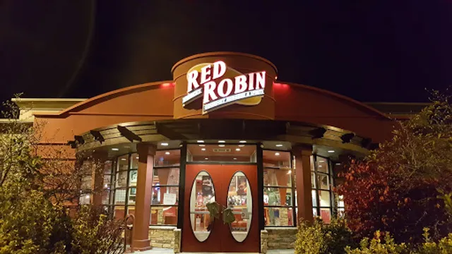 Red Robin Gourmet Burgers and Brews
