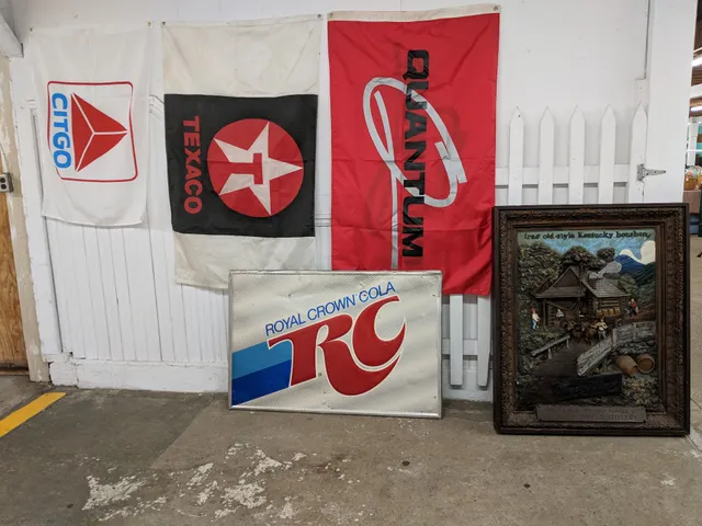 Allegan Antiques Market