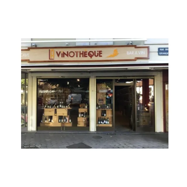 Cave Vinothèque - Vins d'artisans vignerons, vins naturels et spiritueux - Bar à vin