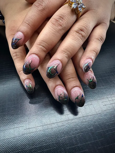 Polished Nails & Spa