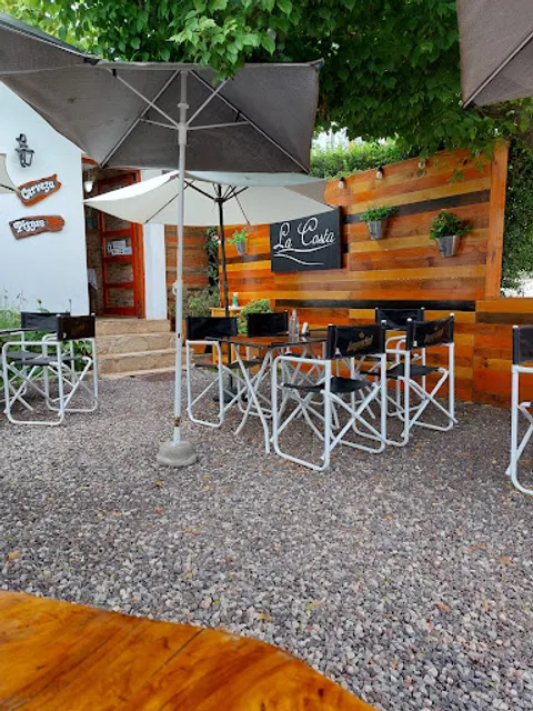 Pizzeria y restaurant La Costa