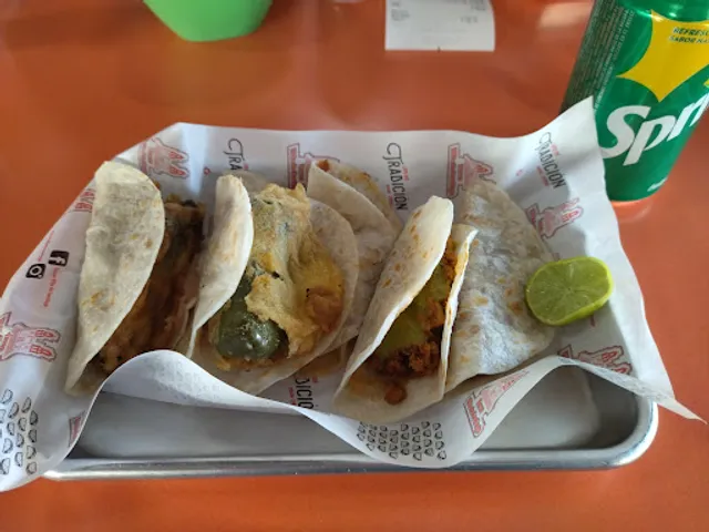 Tacos Villa de Santiago (Suc. Garza Sada)
