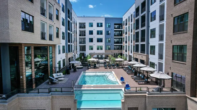 The Crown of Queen City