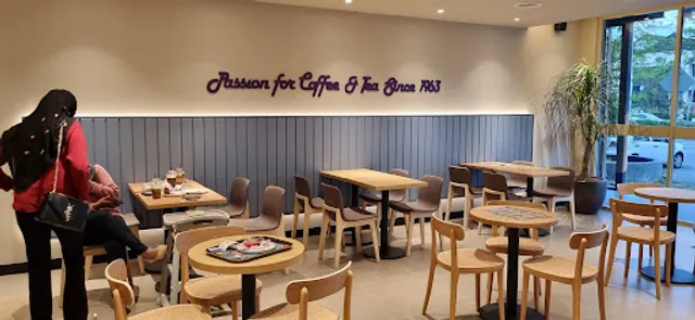 The Coffee Bean & Tea Leaf