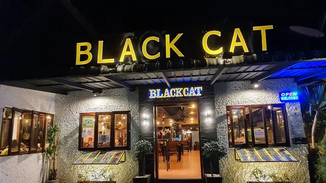 Black Cat Bar & Restaurant