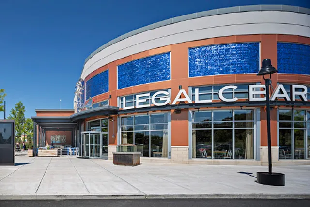 Legal Sea Foods - Lynnfield