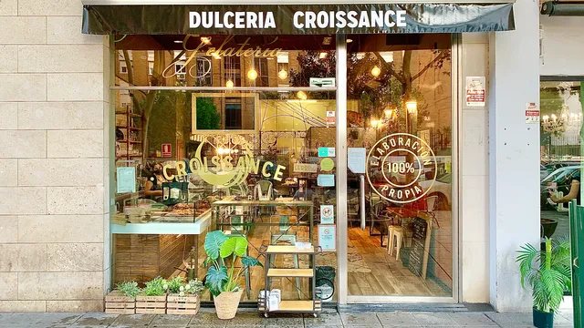 Dulcería Croissance by Soler