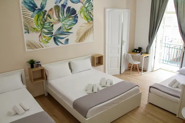 VPM ROOMS Central train station