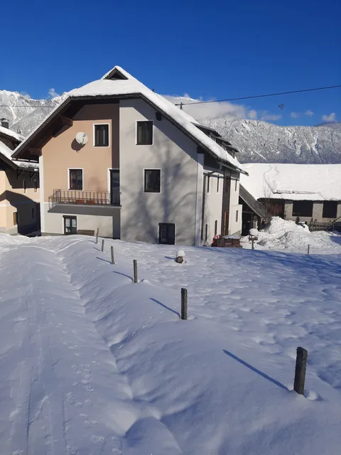 Haus und Camperplatz Nampolach