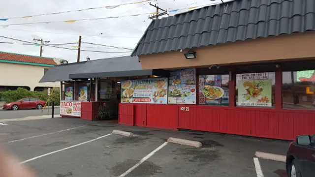 La Parrilla Guacamole Grill