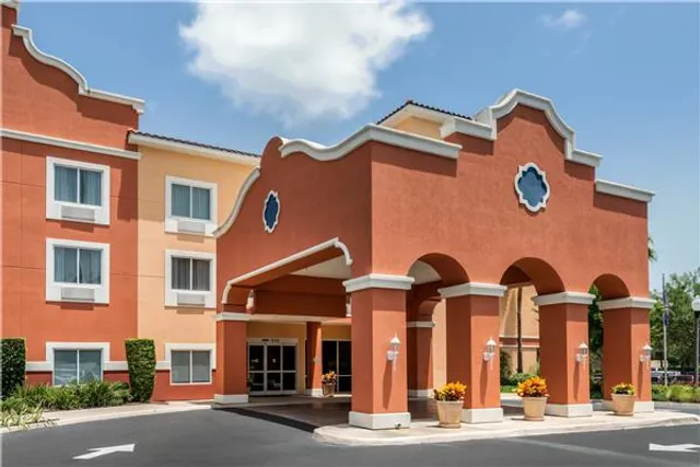 Comfort Suites Lady Lake - The Villages