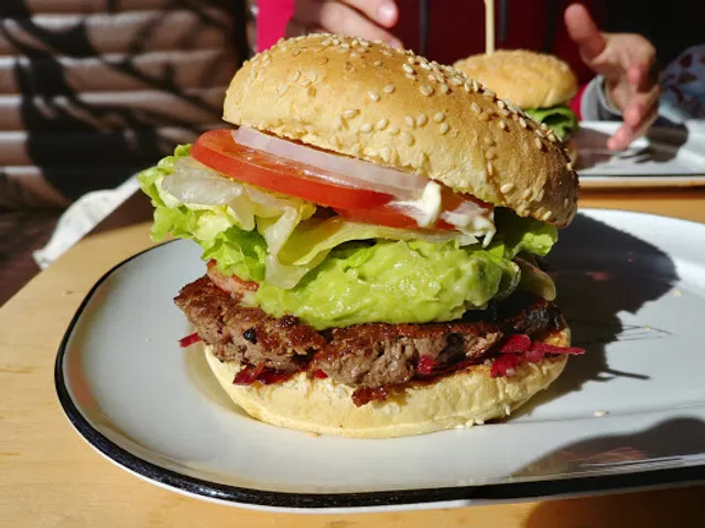 BurgerFuel Windsor Park