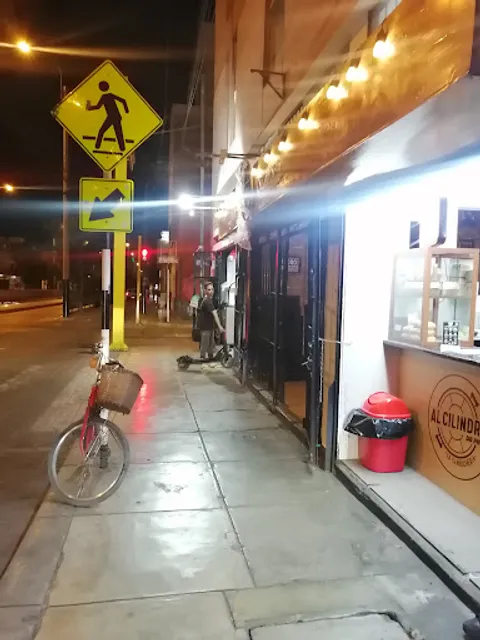 Al Cilindro de Pipo La Sangucheria