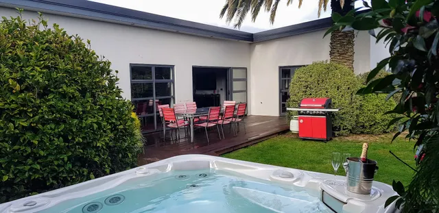 De Vine Martinborough 14 Cologne Street