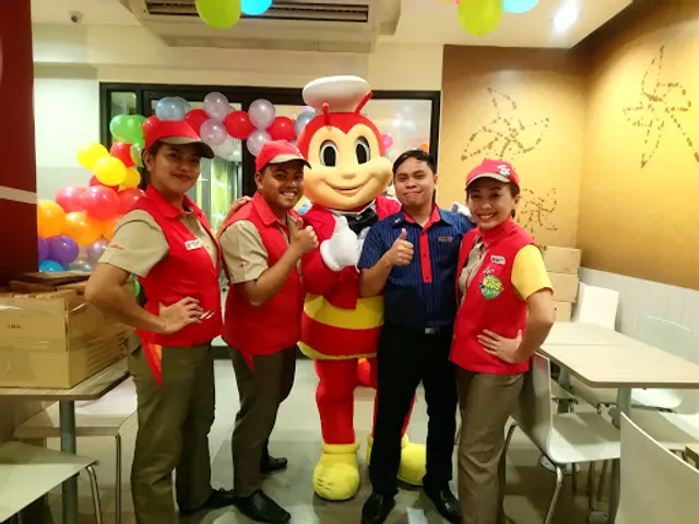 Jollibee Puregold Commonwealth