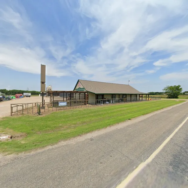 Bear Creek Country Store - Bells, TX