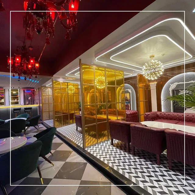 Dion || Lounge & cafe’- Bar