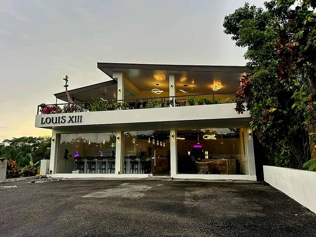 Louis XIII Restaurant, Uvta de Osa