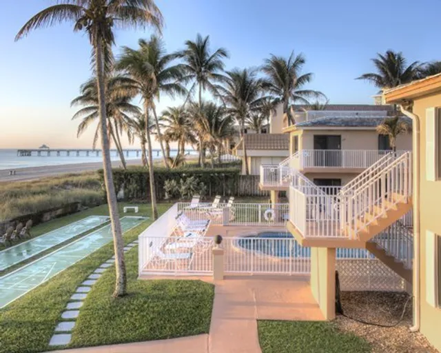 Emerald Seas Beach Club