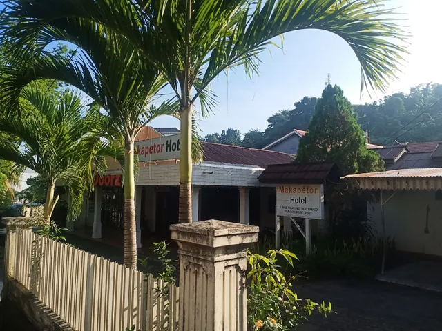 RedDoorz @ Jalan Babepalar Rike Manado