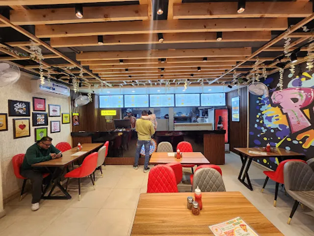 Perfetto Pizza Plus Palampur