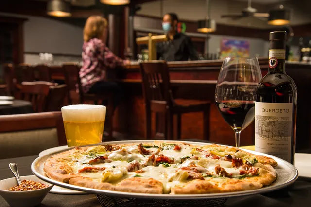 Nittolo's Seafood & Pizza